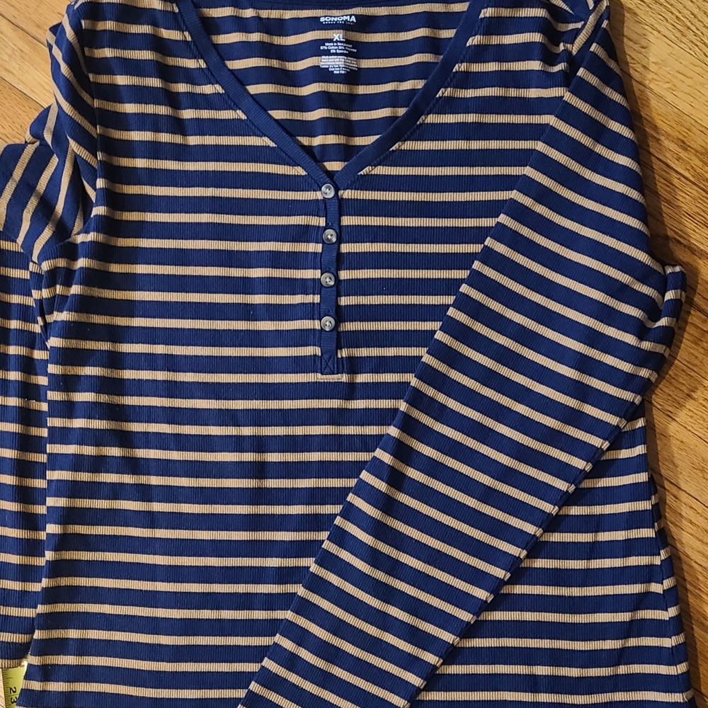 Sonoma Shirt Womens XL Navy/Gold Long Sleeve Casual Henley Shirt V-NECK